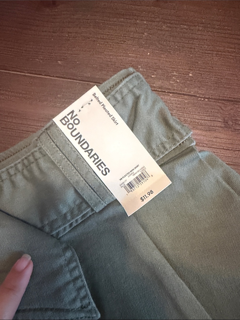 No Boundaries Olive Green Pleated Mini Skirt with Belt - Picture 2 of 5